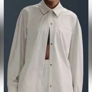 NEW Womens Nike khaki perfect stretch 24.7 oversized button down athletic shirt